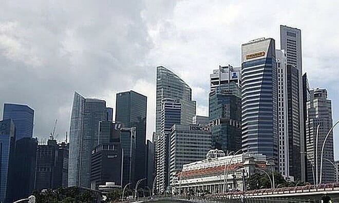 Một góc khu phố tài chính của Singapore. Ảnh: Reuters