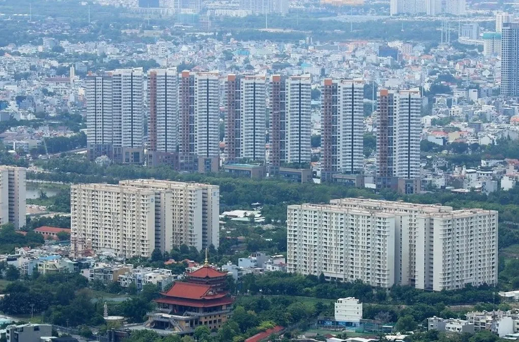 Giá nhà tại TP.HCM tăng cao thúc đẩy nhu cầu dịch chuyển đến vùng ven