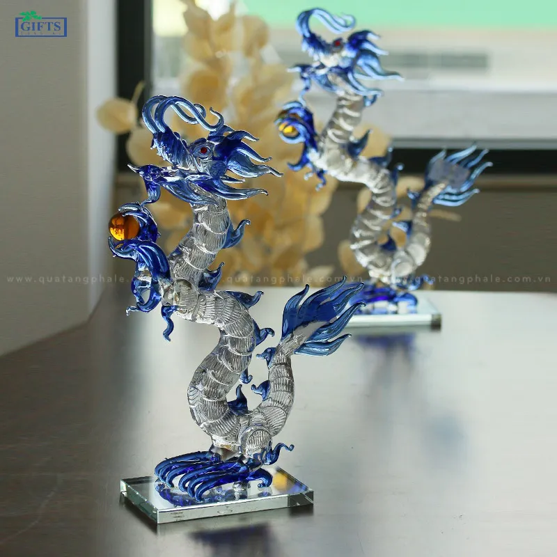 Linh vật rồng xanh ngọc phong thủy được bài trí đúng cách giúp thu hút may mắn và tài lộc cho gia chủ