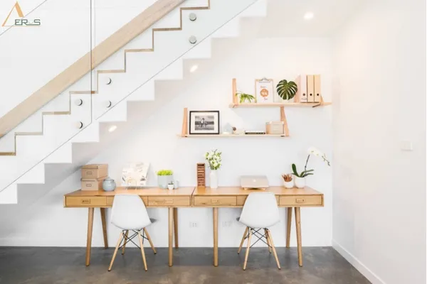 Kệ góc tường giúp tối ưu hóa không gian lưu trữ cho các vật dụng nhỏ