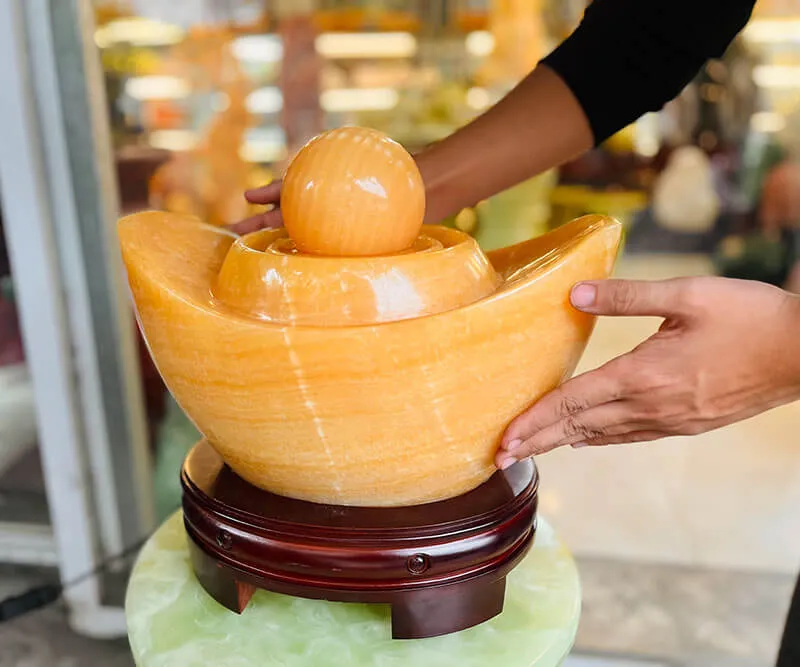 Bộ sưu tập phong thủy luân bằng đá đa dạng kiểu dáng và kích thước được chế tác tinh xảo