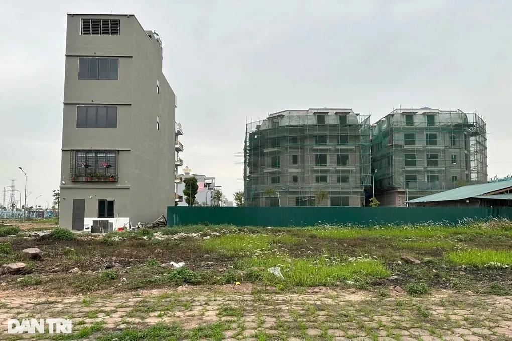Khu đô thị phát triển và các vấn đề pháp lý đất đai sau sáp nhập đơn vị hành chính.